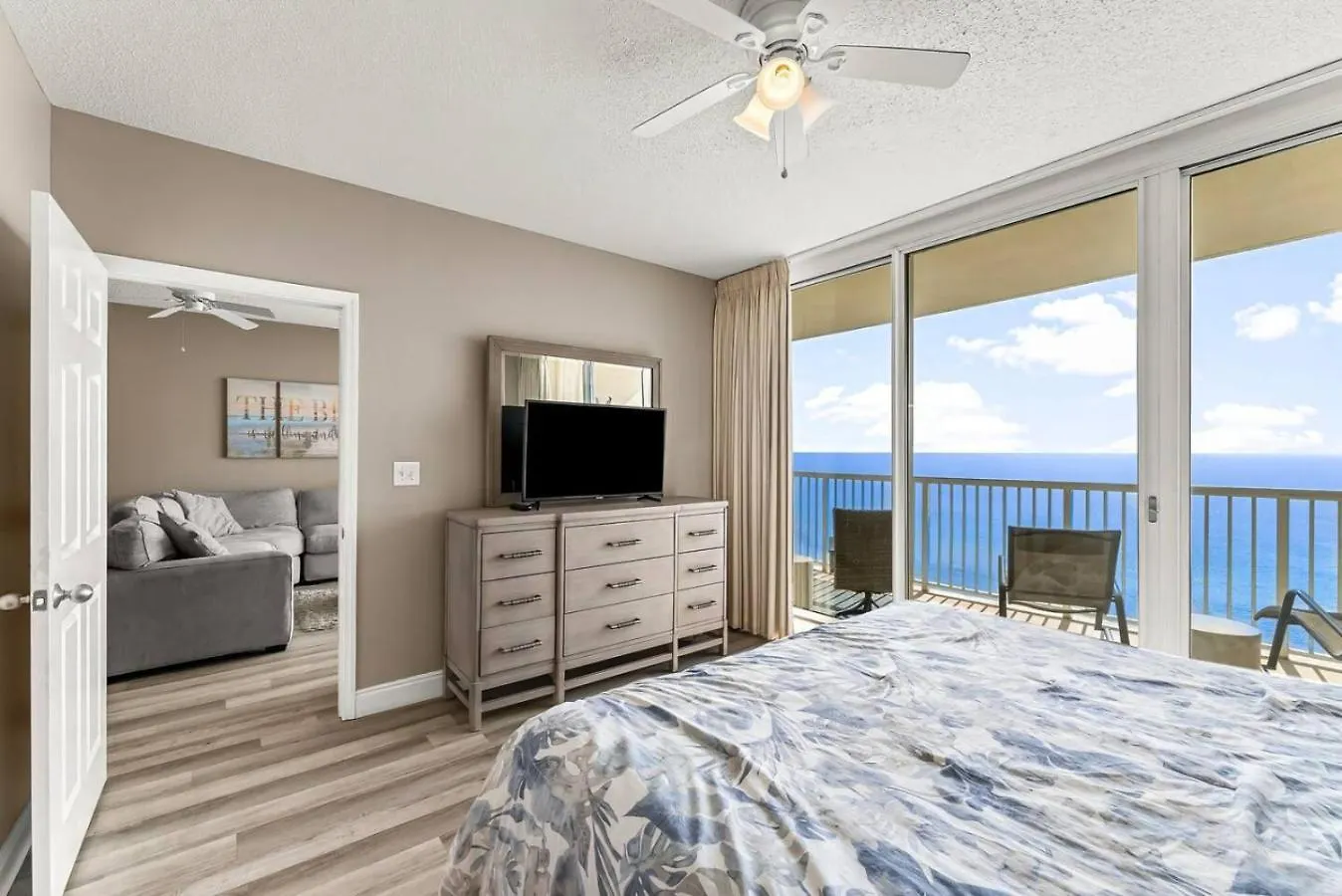 Дом отдыха Majestic Beach Resort 1404 Панама-Сити